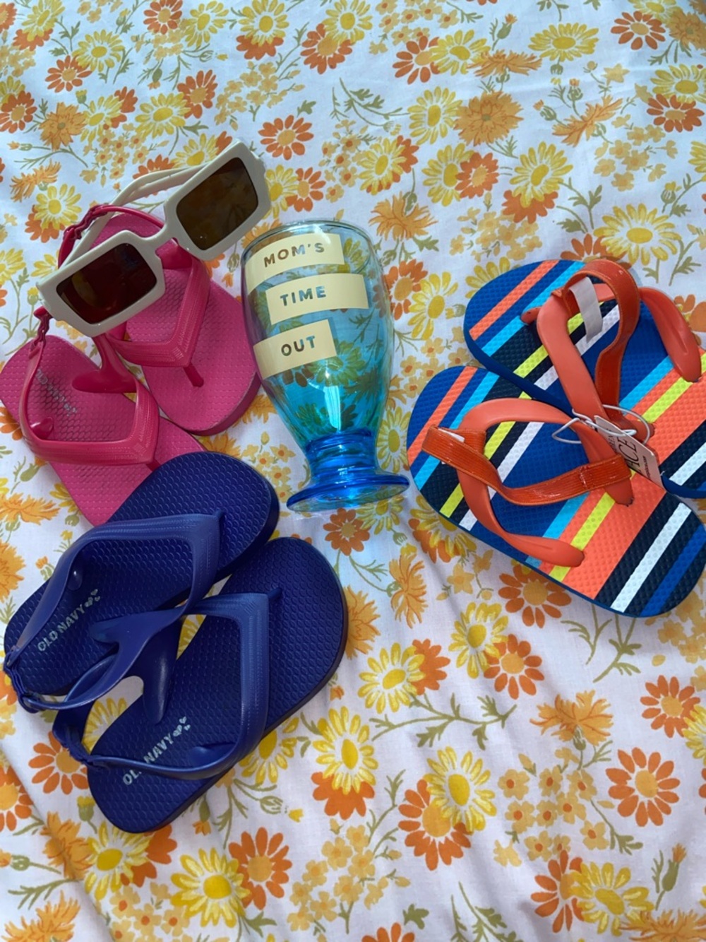 MOTHER & BABY BUNDLE Wine Glass Sunglasses 3 Pair Toddler Sandals
